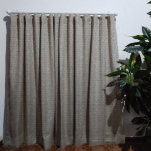 Cortina na Prega de Ilhós no Deslizante – Coleção Tesla