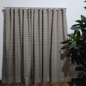 Cortina Blackout na Prega de Ilhós no Deslizante – Coleção Beta