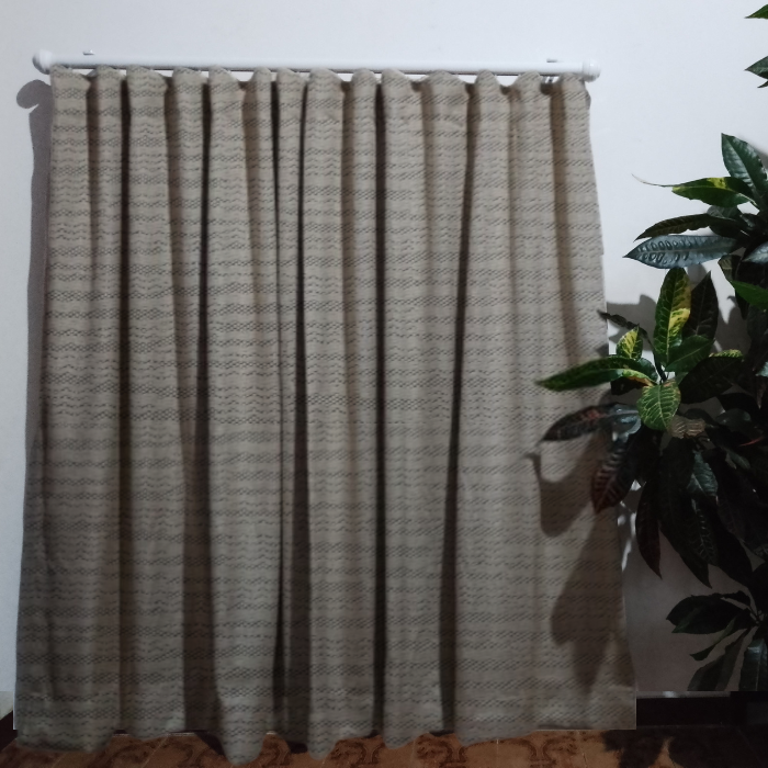 Cortina Blackout na Prega de Ilhós no Deslizante – Coleção Beta